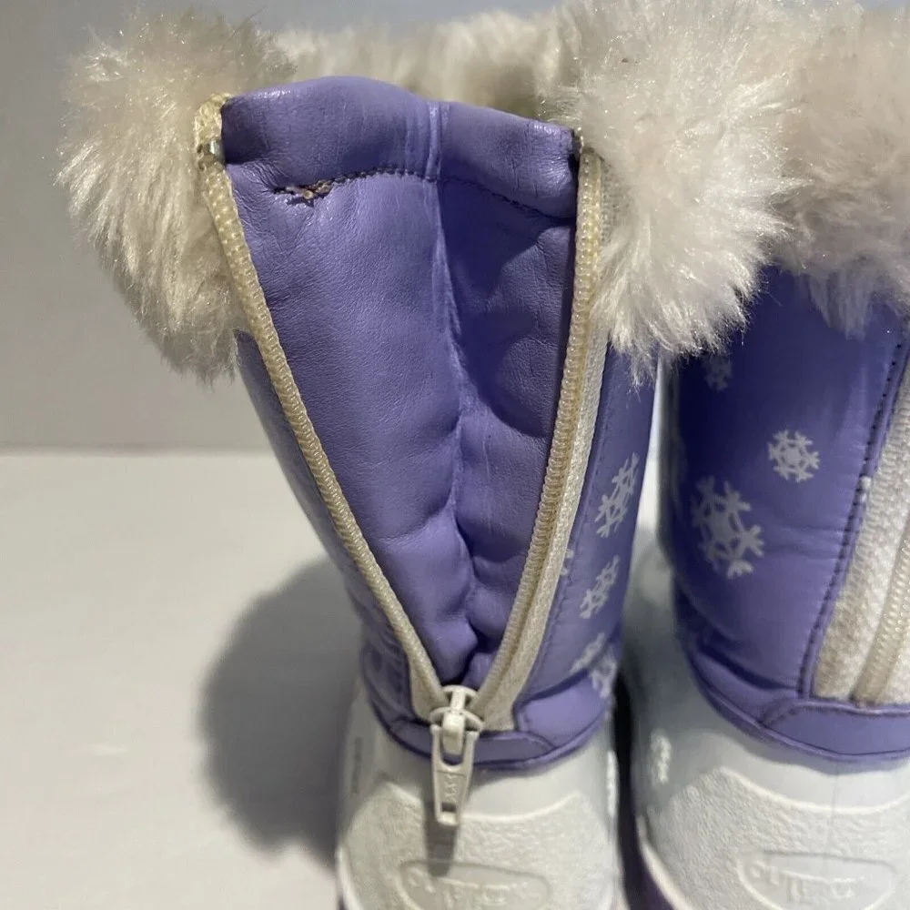 Outbrook Kids Snow Boots Child's Size 8 Faux Fur Lining Waterproof Purple White